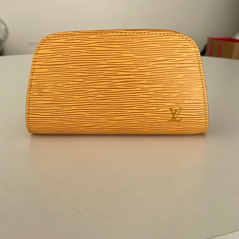 Louis Vuitton small cosmetic case